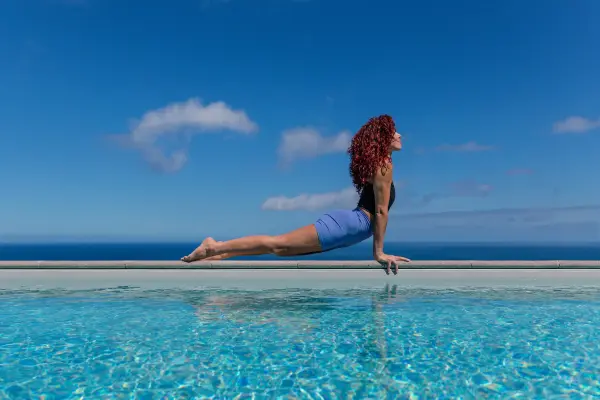 Yoga Sessions With Carolina Lino