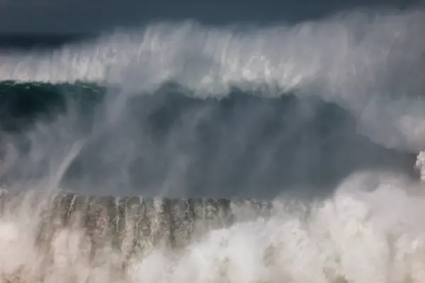 Atlantic Waves
