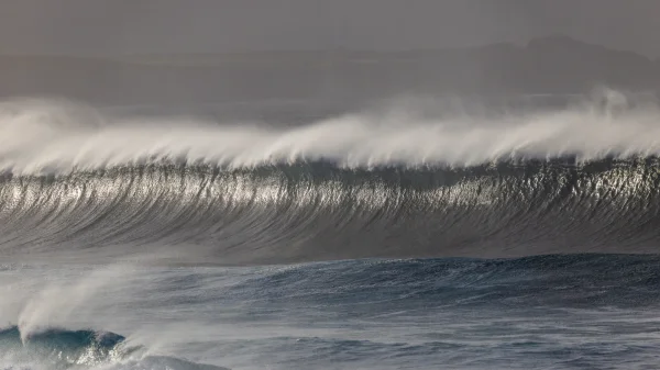 Beautiful waves day