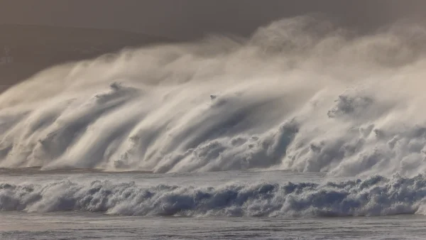 Beautiful waves day
