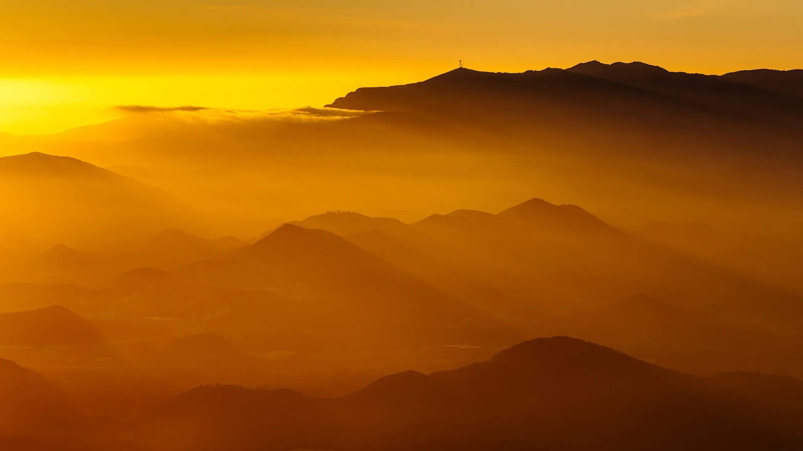 Golden Hour to Sunset