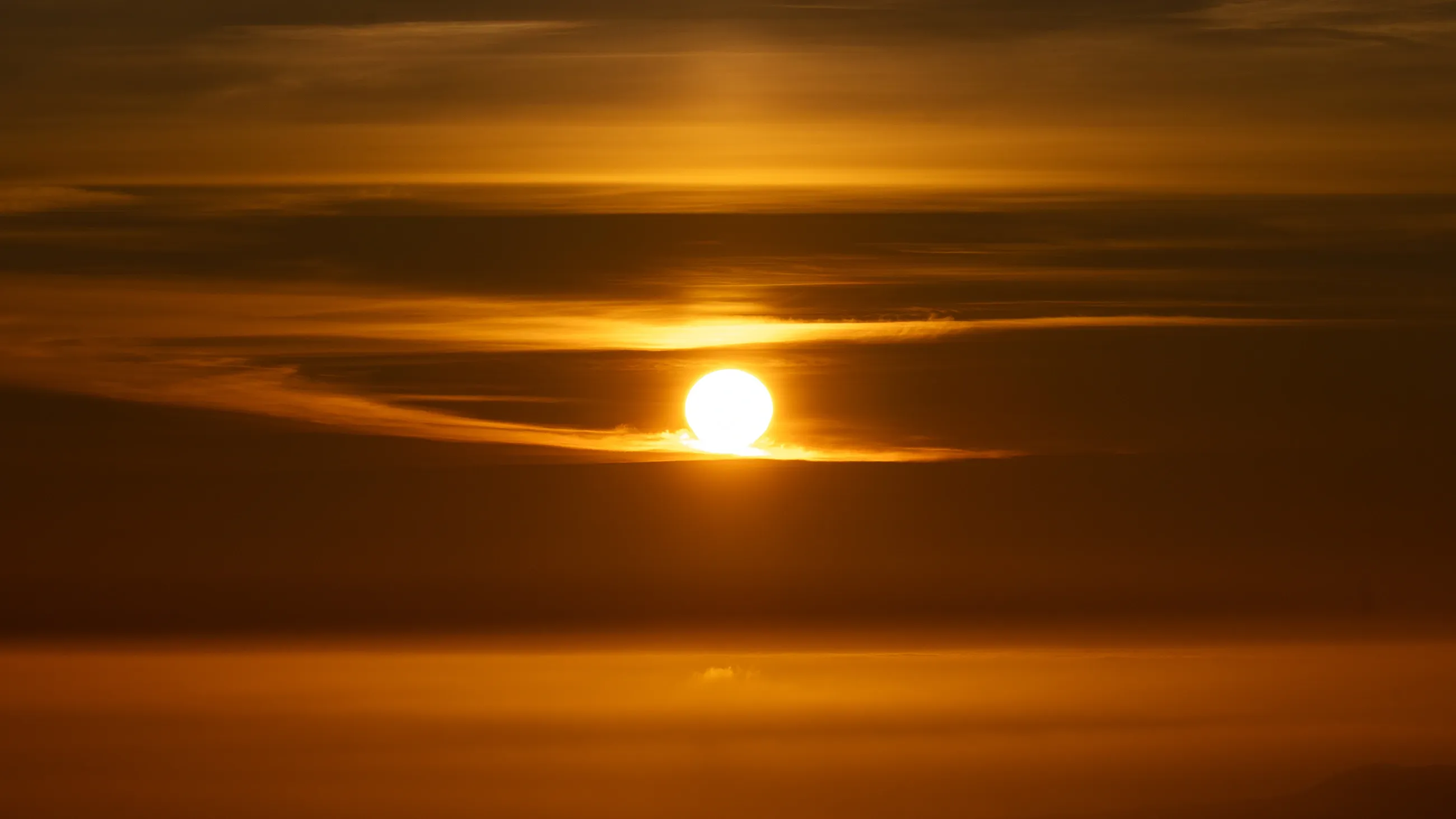 Golden Hour to Sunset