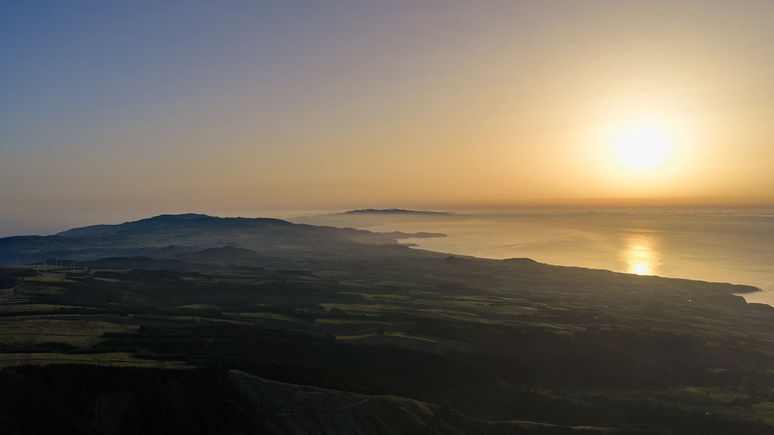 Sunset at Pico da Vara. The first of the year